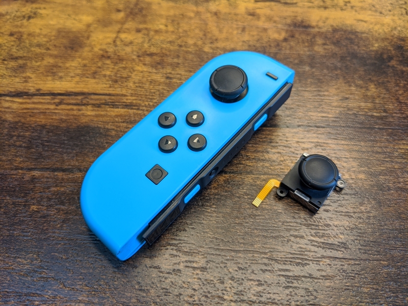 Nintendo Switch】勝手に動くJoy-Con(ジョイコン)のスティックを交換！ | すいラボ